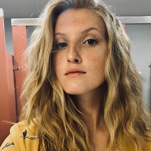 Meet your Posher, Tabitha